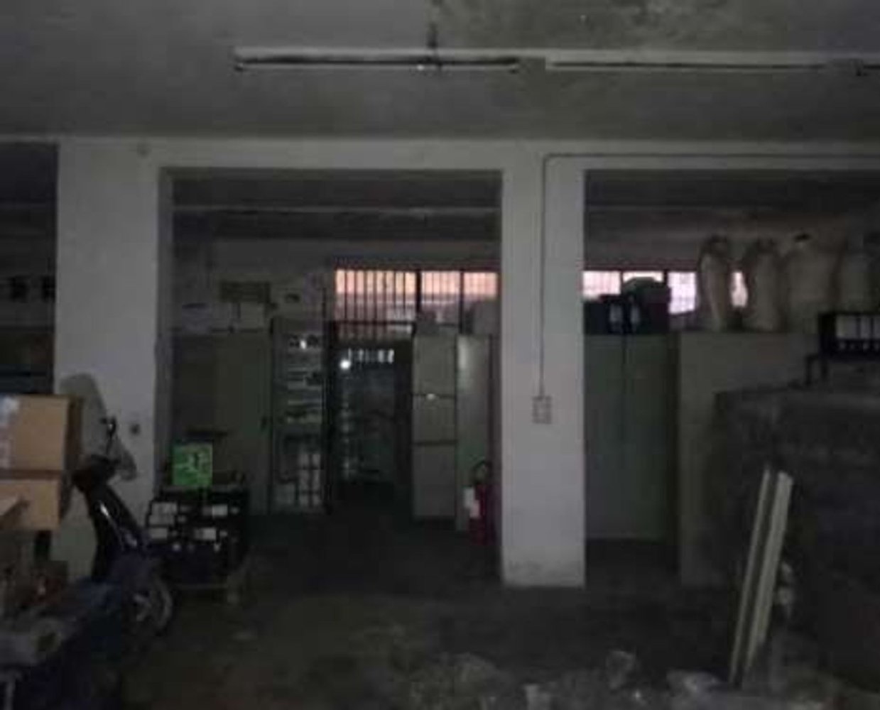 Коммерческая недвижимость 520м² в Баранцате, Италия № 373626