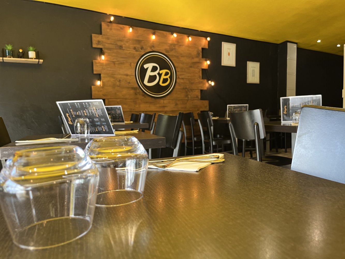 Gewerbliche Immobilie in Ajaccio, France, Nr. 219436