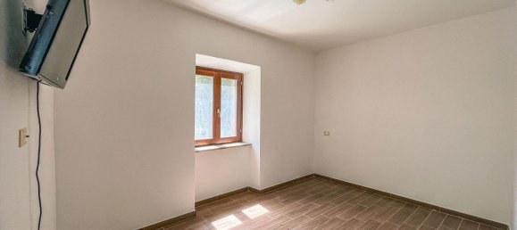 4 Schlafzimmer Villa in Rieti, Italy, Nr. 371493 21