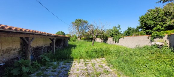 5 bedrooms House in Yves, France No. 103144 13