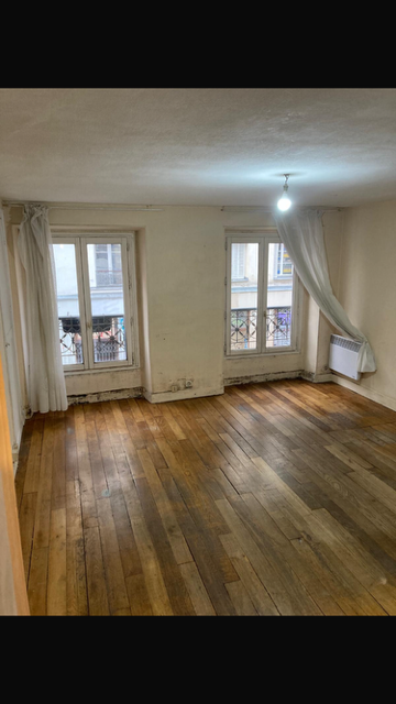 Estudio en Paris, France No. 326854