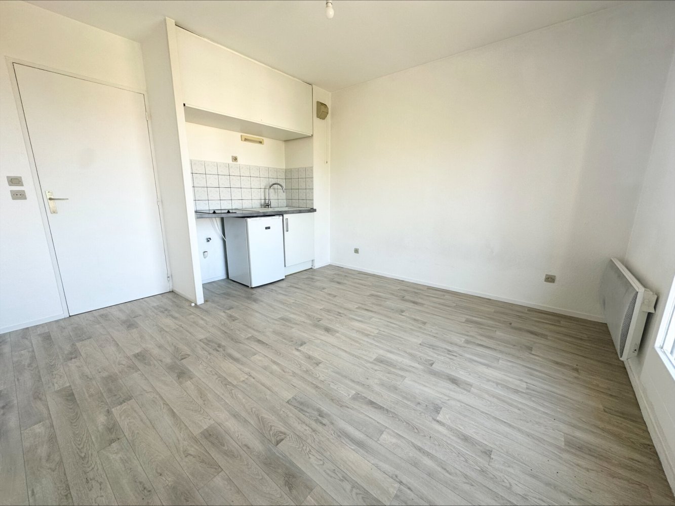 Estudio en Metz, France No. 94804