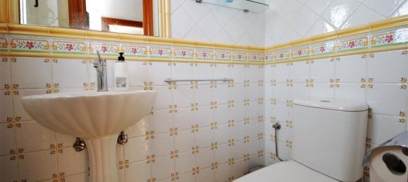 2 bedrooms Townhouse in Benahavis, Spain No. 122814 9