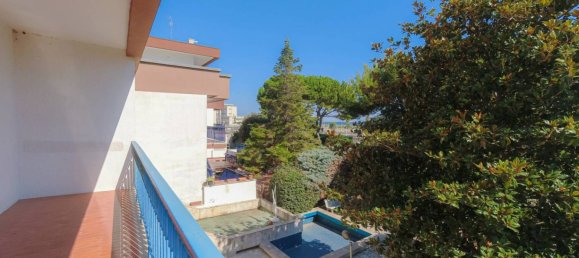 5 Schlafzimmer Villa in Bari, Italy, Nr. 318281 23