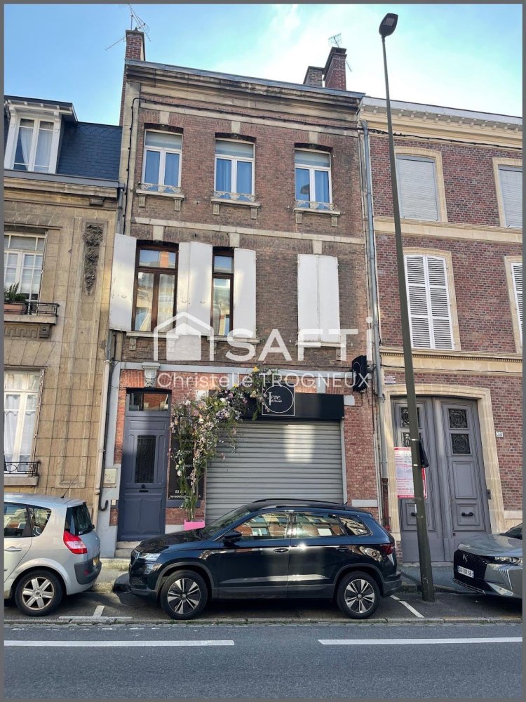 Gebäude in Amiens, France 284m², Nr. 63730
