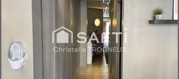 Gebäude in Amiens, France 284m², Nr. 63730 3