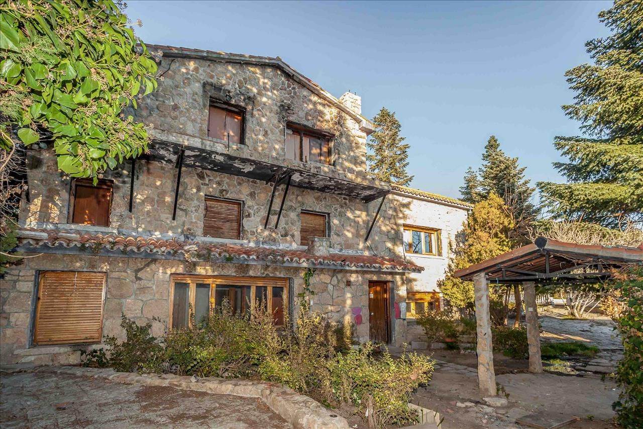 10 bedrooms House in Colmenarejo, Spain No. 86603