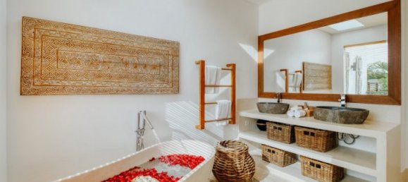 4 Schlafzimmer Villa in Canggu, Indonesia, Nr. 3189 29
