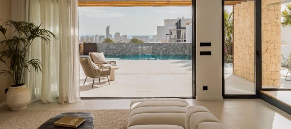 4 bedrooms Villa in Alicante, Spain No. 190482 16