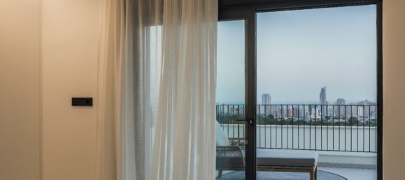 4 bedrooms Villa in Alicante, Spain No. 190482 24