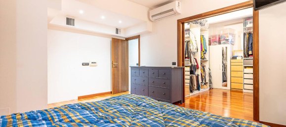 4-salle Appartement à Turin, Italy No. 39411 16