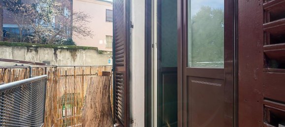 4-salle Appartement à Turin, Italy No. 39411 10