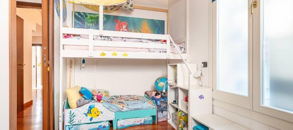 4-salle Appartement à Turin, Italy No. 39411 14