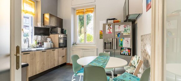 4-salle Appartement à Turin, Italy No. 39411 7