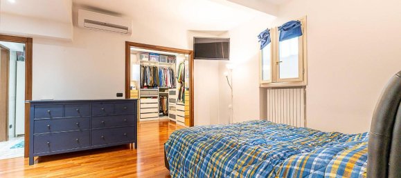 4-salle Appartement à Turin, Italy No. 39411 17