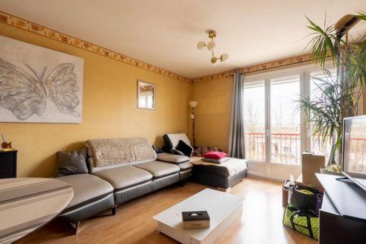 3 bedrooms Condo in Merignac, France No. 30100