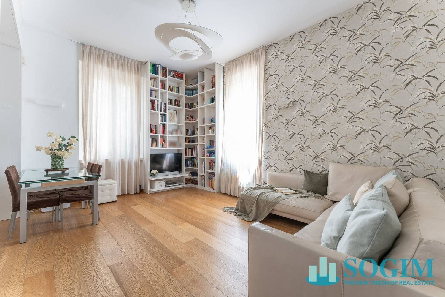 5 rooms Duplex in Milan, Italy No. 291536