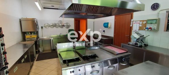 270m² Commercial property in Canelli, Italy No. 305362 22