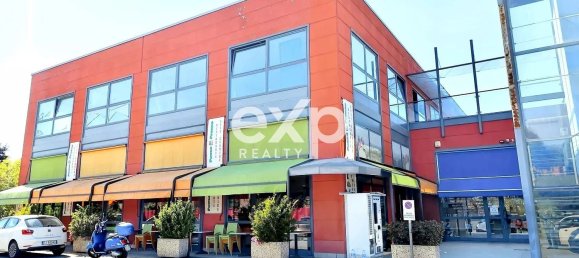 270m² Commercial property in Canelli, Italy No. 305362 2