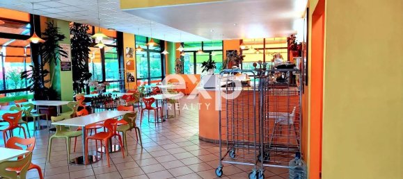 270m² Commercial property in Canelli, Italy No. 305362 16