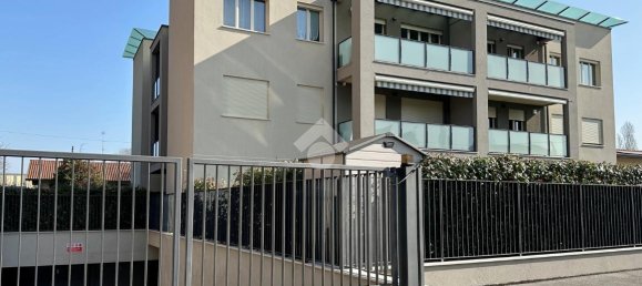 2-Zimmer Wohnung in Carate Brianza, Italy, Nr. 13722 2