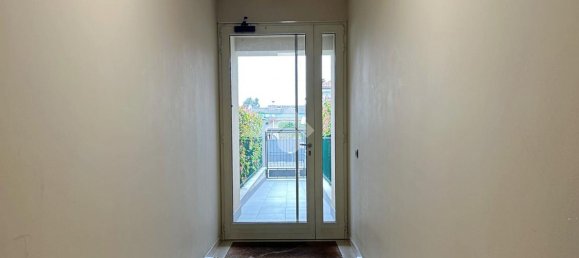 2-Zimmer Wohnung in Carate Brianza, Italy, Nr. 13722 8