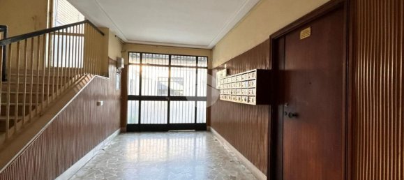 Apartamento de 3 habitaciónes en Pozzuoli, Italy No. 34006 2