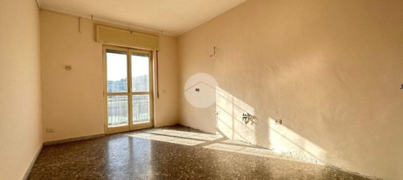 Apartamento de 3 habitaciónes en Pozzuoli, Italy No. 34006 7