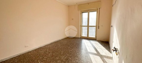 Apartamento de 3 habitaciónes en Pozzuoli, Italy No. 34006 10