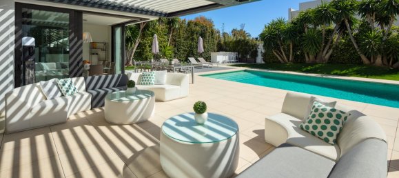 7 bedrooms Villa in Marbella, Spain No. 4470 25