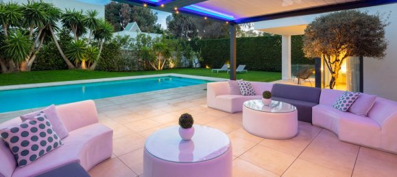 7 bedrooms Villa in Marbella, Spain No. 4470 27