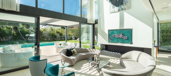 7 bedrooms Villa in Marbella, Spain No. 4470 4