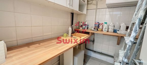 120m² Commercial property in Paris, France No. 169951 8