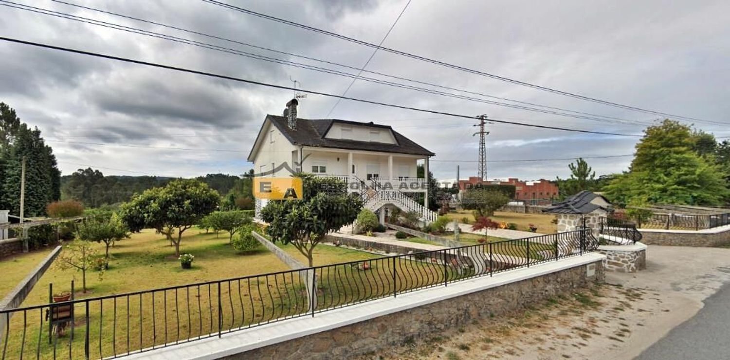 3 bedrooms House in Fragoso, Portugal No. 132284