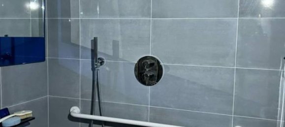 5 rooms Apartment in Turin, Italy No. 37728 38