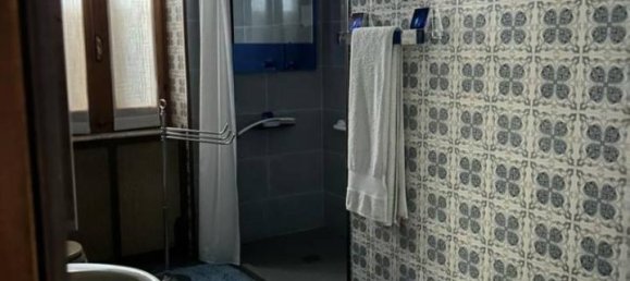 5 rooms Apartment in Turin, Italy No. 37728 40