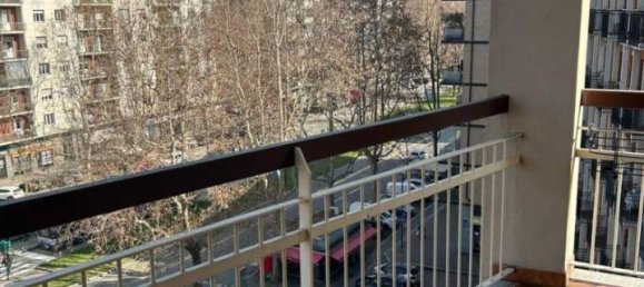 5 rooms Apartment in Turin, Italy No. 37728 27