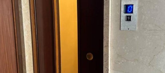 5 rooms Apartment in Turin, Italy No. 37728 5