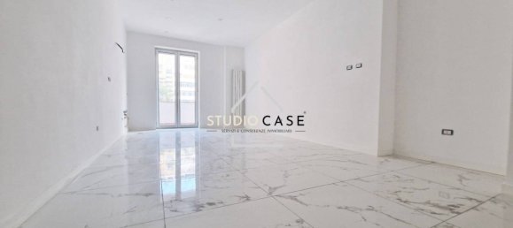 2 bedrooms Apartment in Naples, Italy No. 114802 9