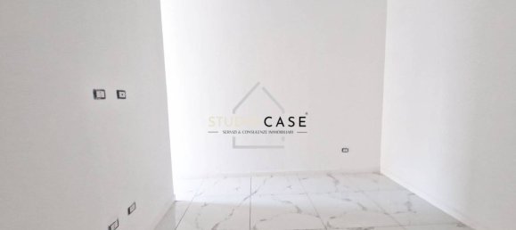 2 bedrooms Apartment in Naples, Italy No. 114802 6