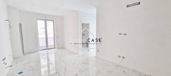 2 bedrooms Apartment in Naples, Italy No. 114802 11