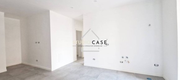 2 bedrooms Apartment in Naples, Italy No. 114802 2