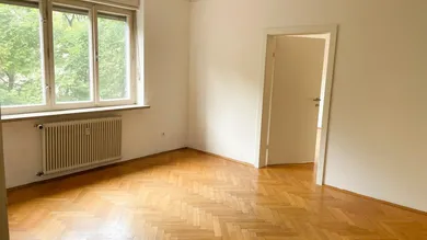 4غرفة شقة في Jakomini, Austria رقم 228259