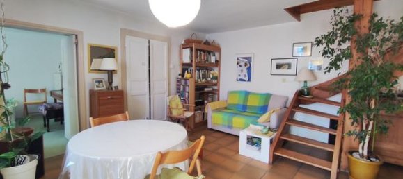 Casa de 3 dormitorios en Vesseaux, France No. 305069 2