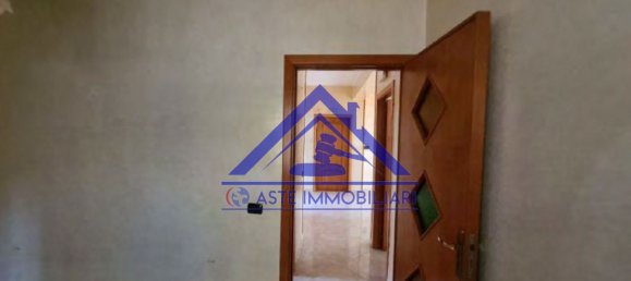 2غرفة شقة في Naples, Italy رقم 14192 14