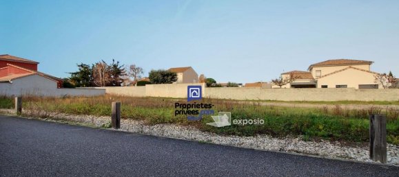 Terrain à Tournon-sur-Rhône, France 950m² No. 95699 4