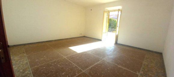 3 Schlafzimmer Wohnung in Guidonia Montecelio, Italy, Nr. 76129 2