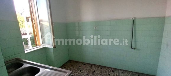 3 Schlafzimmer Wohnung in Guidonia Montecelio, Italy, Nr. 76129 4