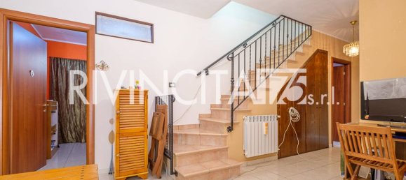 2 chambres Appartement à Rome, Italy No. 115443 6