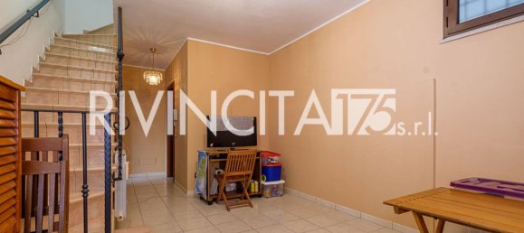 2 chambres Appartement à Rome, Italy No. 115443 5